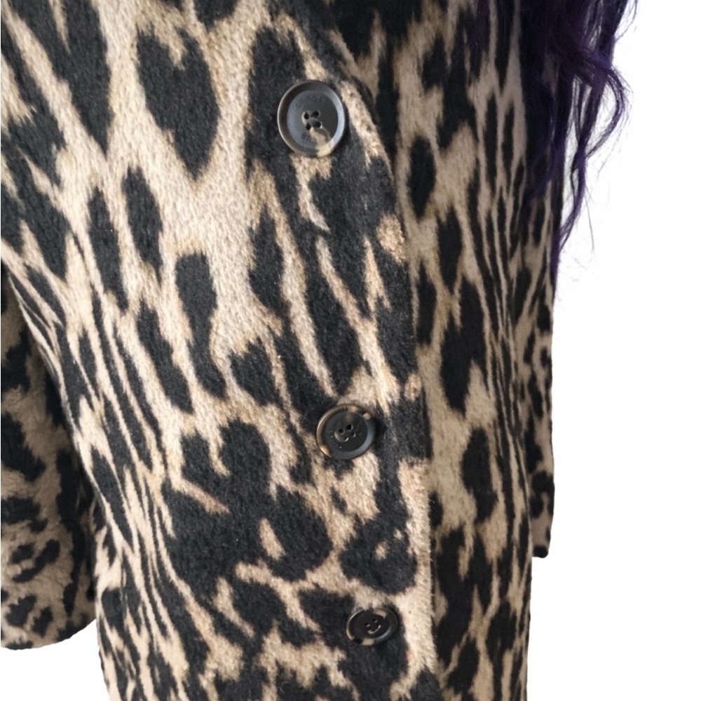 🐆 Chico’s Leopard Print Faux Fur Coat – Size 2 (L/XL) - Picture 7 of 7